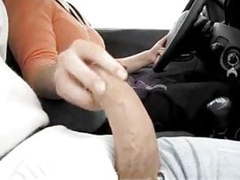 7X3.net presents: Car drive handjob