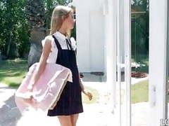 7X3.net presents: Young girls selling cookies