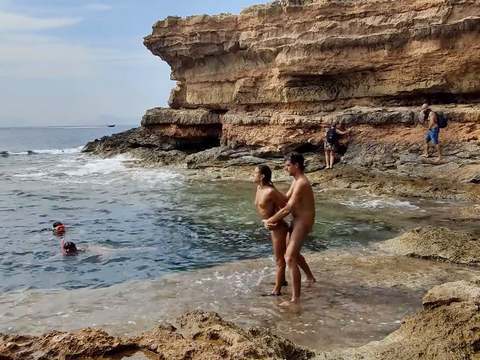 7X3.net presents: Divers watching us fuck at the beach give us some help