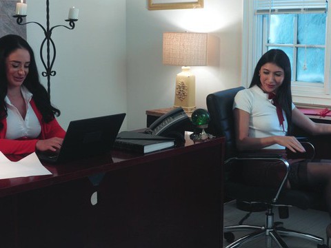 7X3.net presents: Big butt boss spreads legs to ride her coworker on the bed