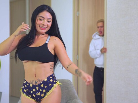 7X3.net presents: Brunette alejandra palacios with hot ass sucking a hard cock
