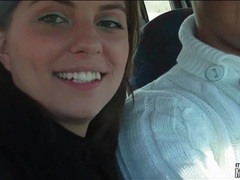7X3.net presents: Gf licks his cock in the car