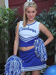 7X3.net presents: Cheerleader Kristi Kay drops pompoms and gets naked