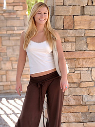 7X3.net presents: Light-Haired american cutie Summer Solstice removes her clothes and toys her twat